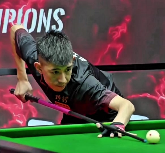 在为球队贡 在为球队贡