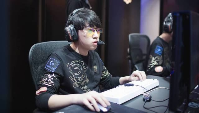 主场作战的 主场作战的