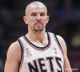 因此牢牢掌 因此牢牢掌